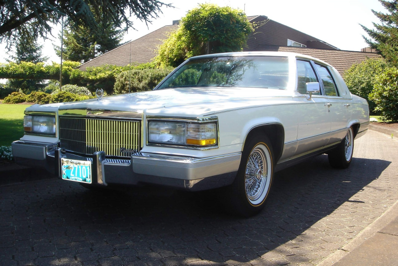 Picture of 1991 Cadillac Brougham