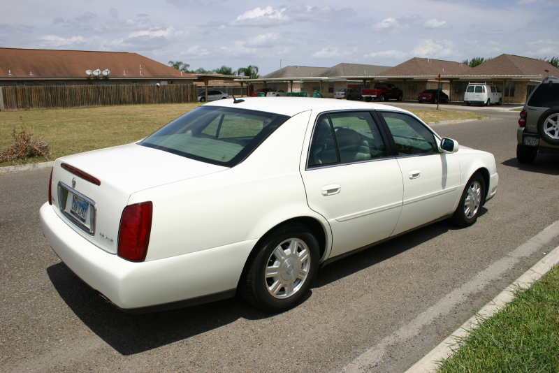Picture of 2005 Cadillac DeVille Base, exterior