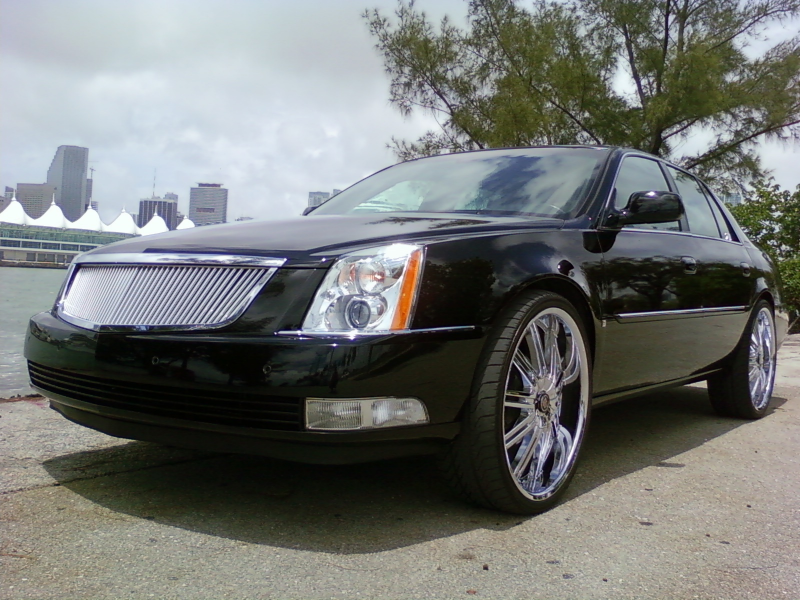 dtson24z’s 2008 Cadillac DTS