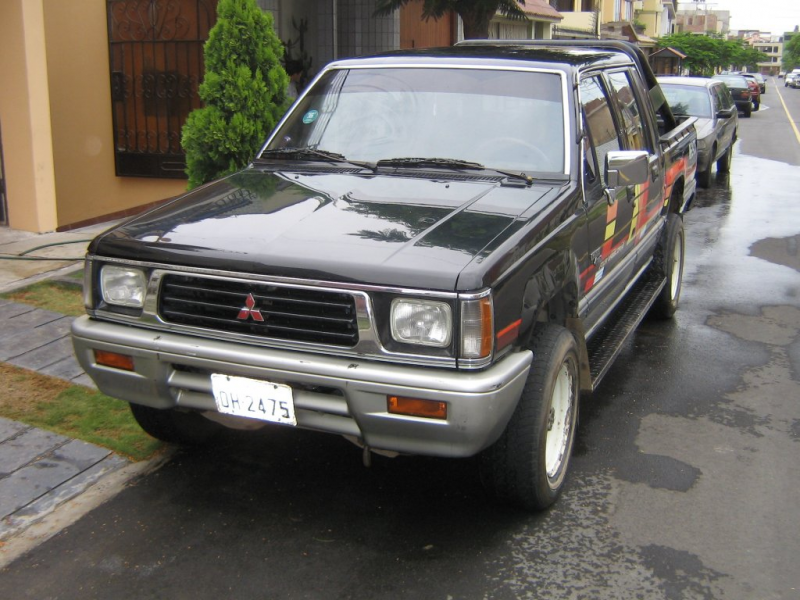 Mitsubishi L200 4x4 -doble Cabina - 1993-77.jpg