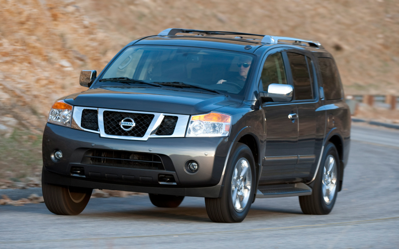 2012 Nissan Armada Front View In Motion