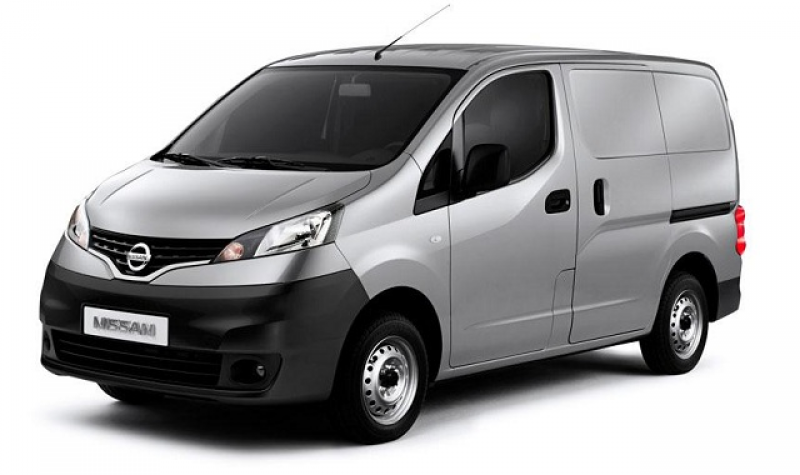 2015 Nissan NV200 – Look Up, Look Out, Look Who’s Honking ...