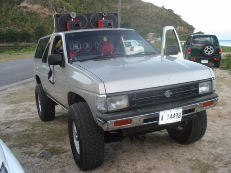 sevy2006 1990 Nissan Pathfinder 8918883