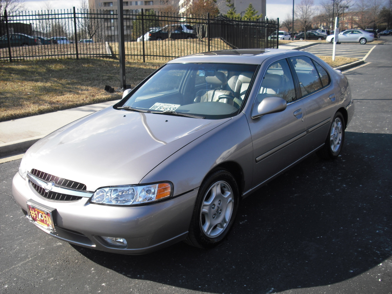 Picture of 2000 Nissan Altima GLE, exterior
