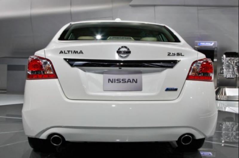 2015 Nissan Altima Hybrid MPG and Price details