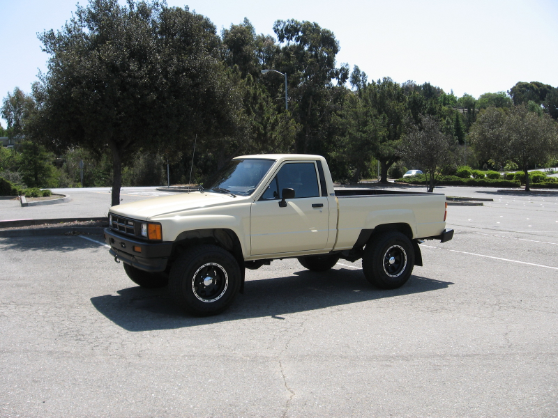 Picture of 1986 Toyota Pickup, exterior