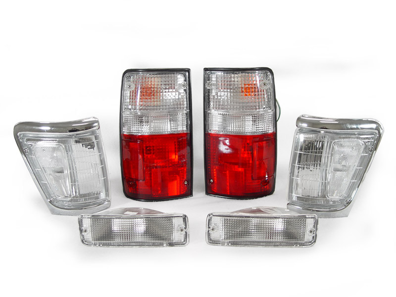 ... -1995 TOYOTA PICKUP 4WD RED/CLEAR TAIL + CORNER + BUMPER LIGHTS COMBO