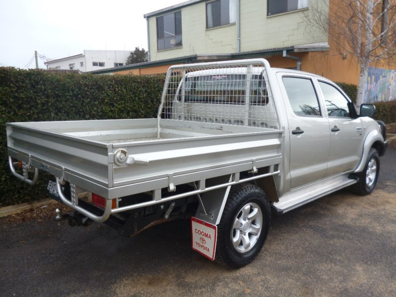 2011 Toyota HiLux SR Cab chassis - dual cab for sale in Cooma, Snowy ...