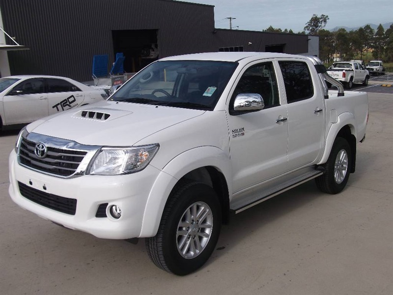 2013 Toyota Hilux Sr5 4x4 Dual Cab Pup (WHITE) New Car Large Picture 5