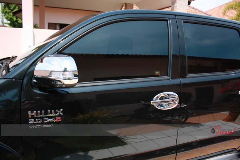 Toyota Hilux Facelift Protection chrome door handle 4 doors. 2011 +