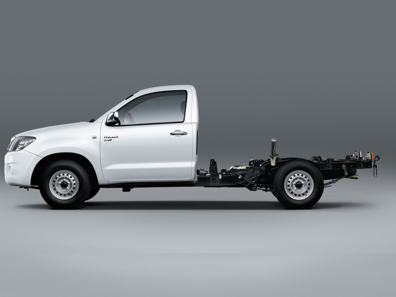 Toyota Hilux Chassis Cab 4x2 '2008–11