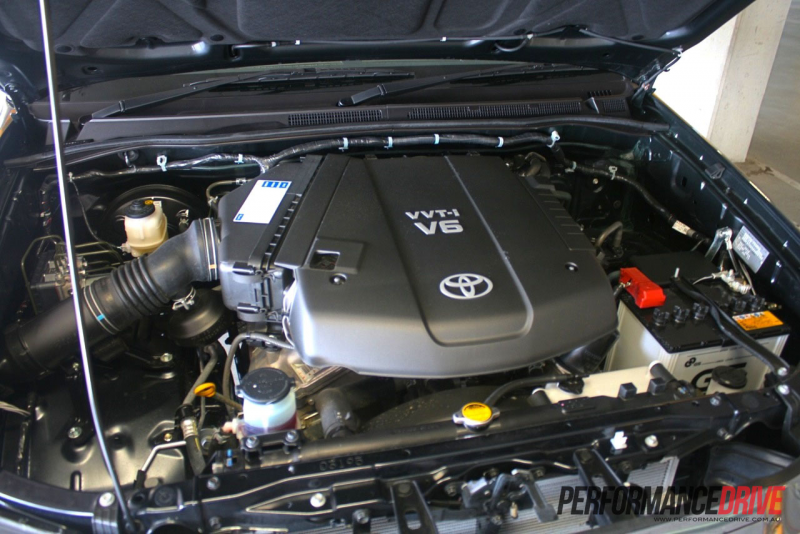 2015 Toyota Hilux – Engine