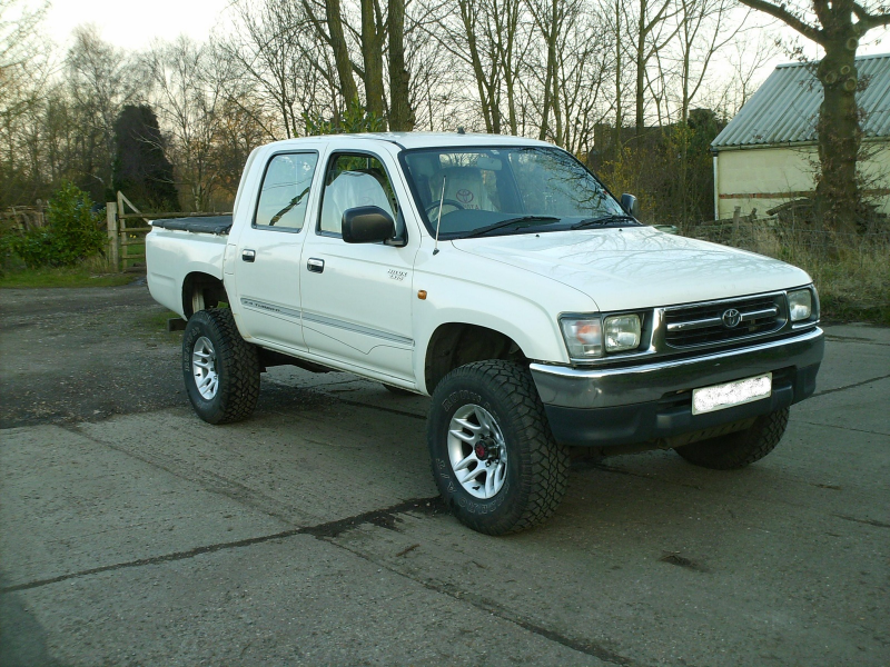 Picture of 1999 Toyota Hilux