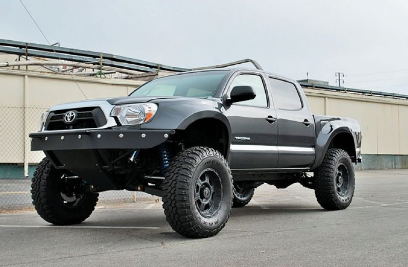 2wd Toyota Tacoma With Long Travel - Photo 07