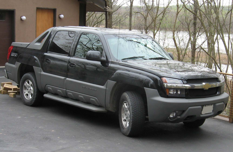 used chevrolet avalanche: