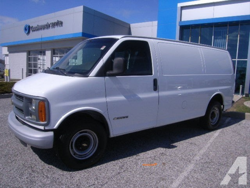 2002 Chevrolet Express 3500 for sale in Burns Harbor, Indiana