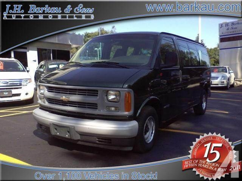2002 Chevrolet Express 1500 for sale in Cedarville, Illinois