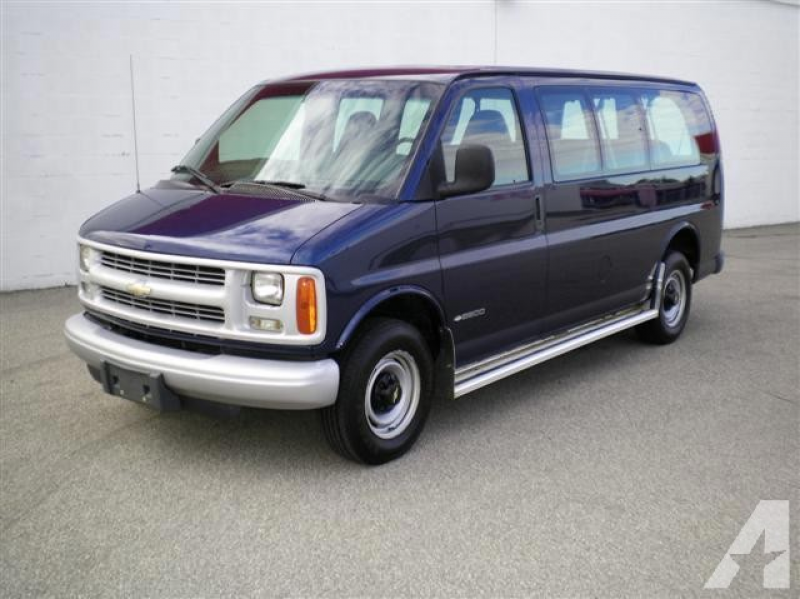 2002 Chevrolet Express 2500 for sale in Decatur, Indiana