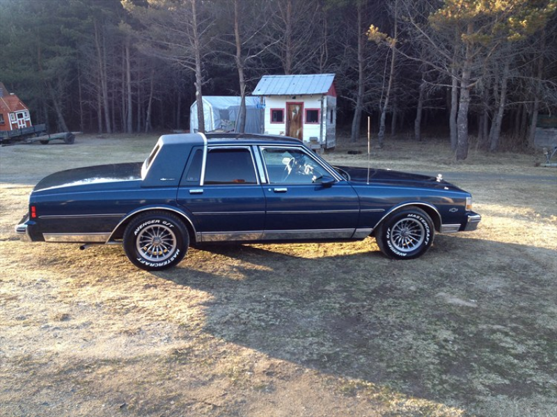 Chevyalltheway80’s 1989 Chevrolet Caprice Classic