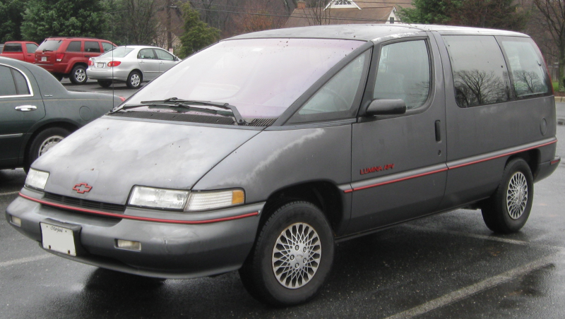 Description 1989-1993 Chevrolet Lumina APV -- 12-12-2010.jpg