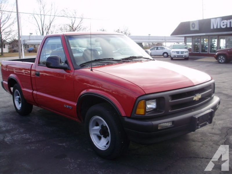 1994 Chevrolet S-10 for sale in Ruma, Illinois