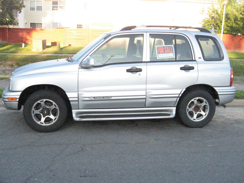 Picture of 2001 Chevrolet Tracker LT, exterior