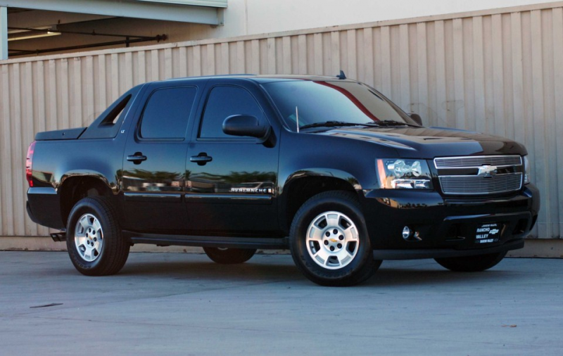 2014 Chevrolet Avalanche Wallpapers