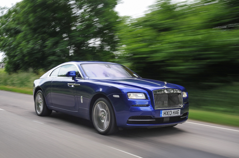 2014 Rolls Royce Wraith Front Right View