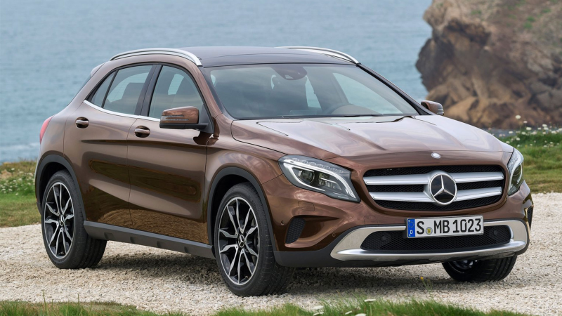 Mercedes-Benz GLA Class 2015 Review