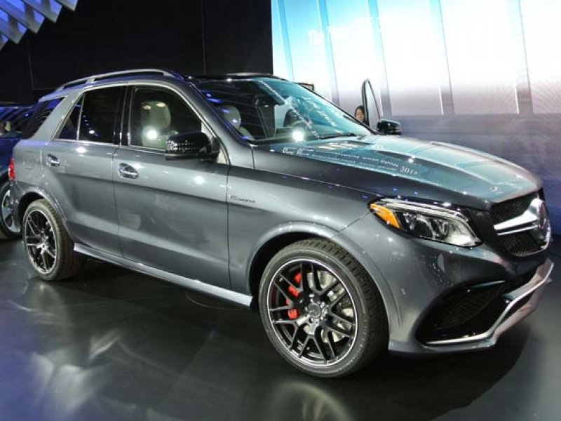 2016 Mercedes-Benz GLE-Class -- new name and a plug-in hybrid, too