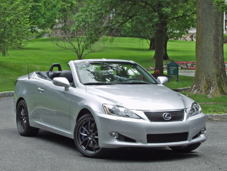 The front end of the 2010 Lexus IS 350 C shares styling with the IS ...