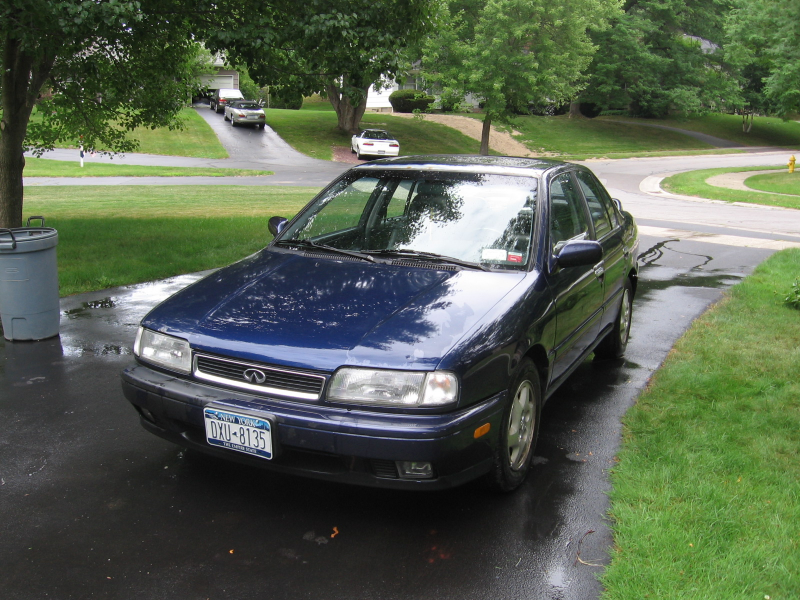 Picture of 1994 Infiniti G20 4 Dr STD Sedan, exterior