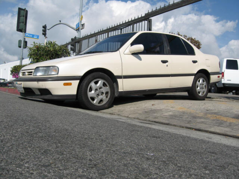 1993 Infiniti G20 Sedan