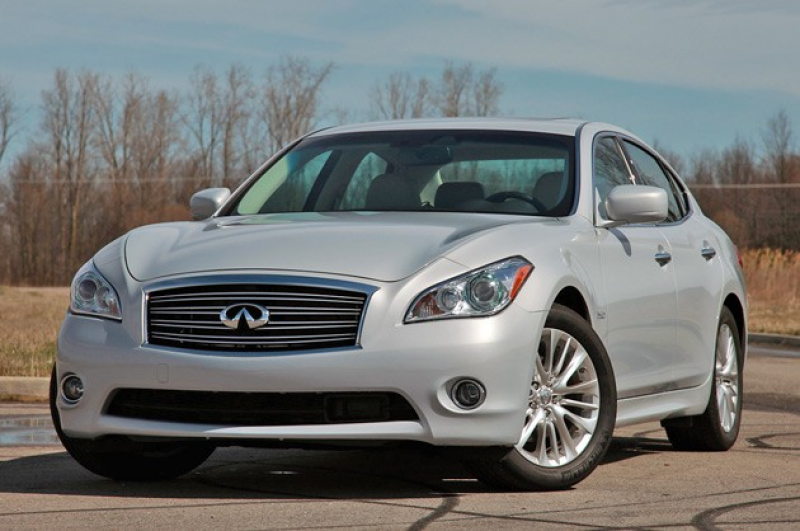 2012 Infiniti M35h - Click above for high-res image gallery