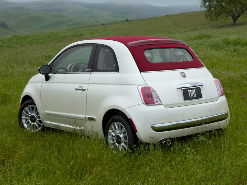 Convertible version of the Fiat 500 Available in three trim levels ...