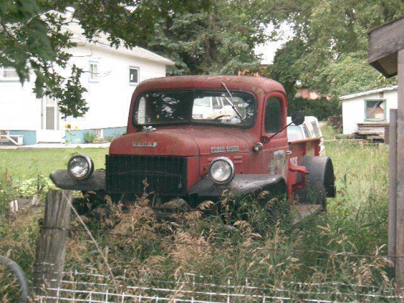 This old Dodge Power Wagon has been left to rust away!