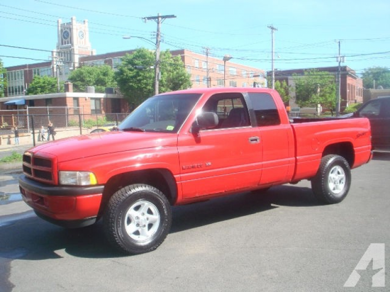 1998 Dodge Ram 1500 for sale in New Haven, Connecticut
