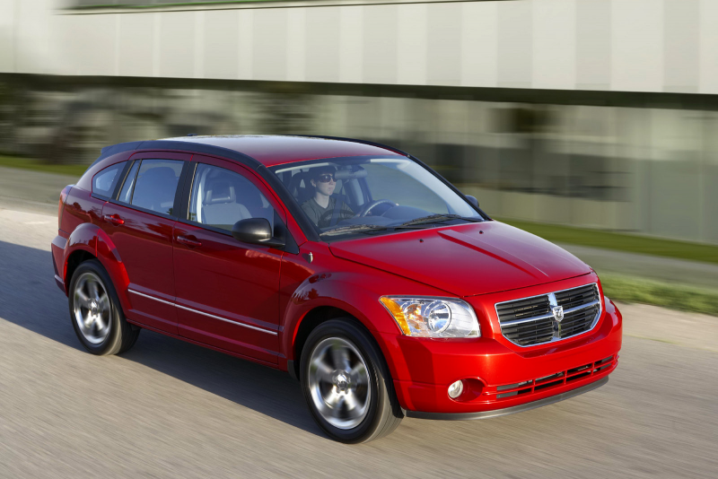 2011 Dodge Caliber front view