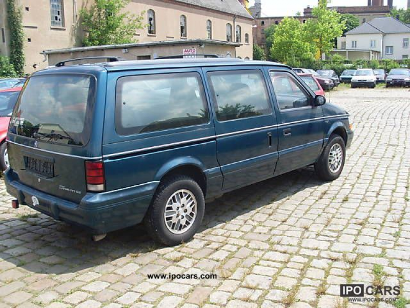 1995 Dodge Grand Caravan EURO 2 Van / Minibus Used vehicle photo 3