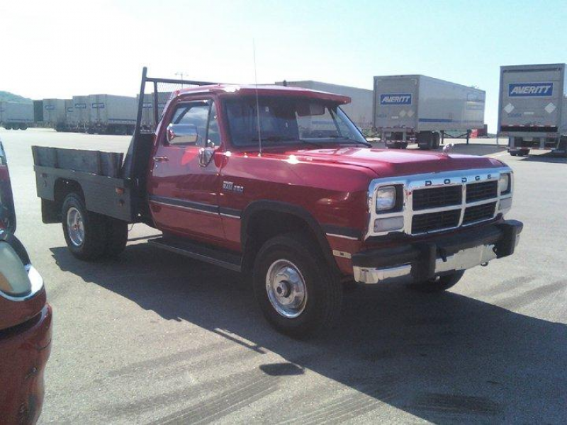 Another ajs_500 1993 Dodge D250 Regular Cab & Chassis post...
