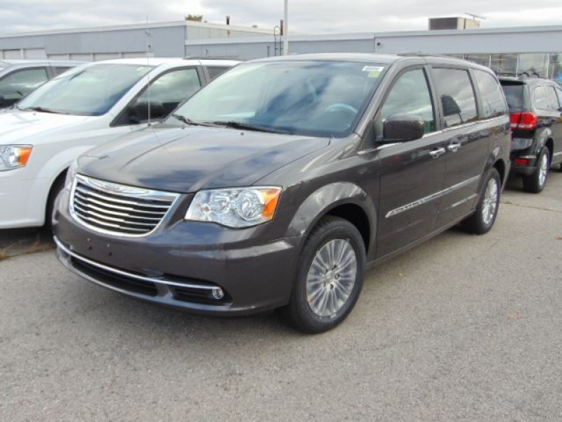 2015 Chrysler Town & Country Touring/FREE VEGAS TRIP INCLUDED
