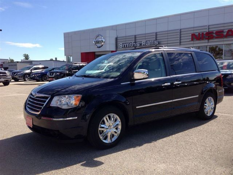 2010 Chrysler Town and Country Limited - Smiths Falls, Ontario Used ...
