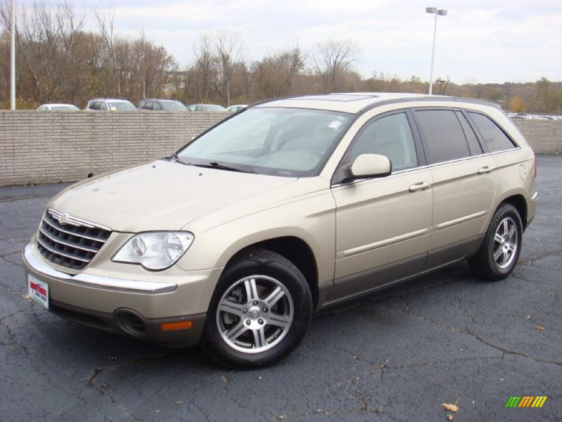 Gold 2007 Chrysler Pacifica Touring with seats