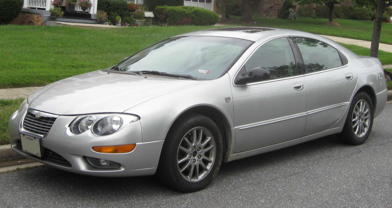 Description 2002-2004 Chrysler 300M.jpg