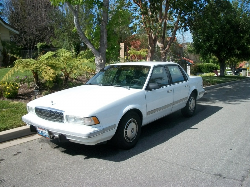 Picture of 1993 Buick Century Special, exterior