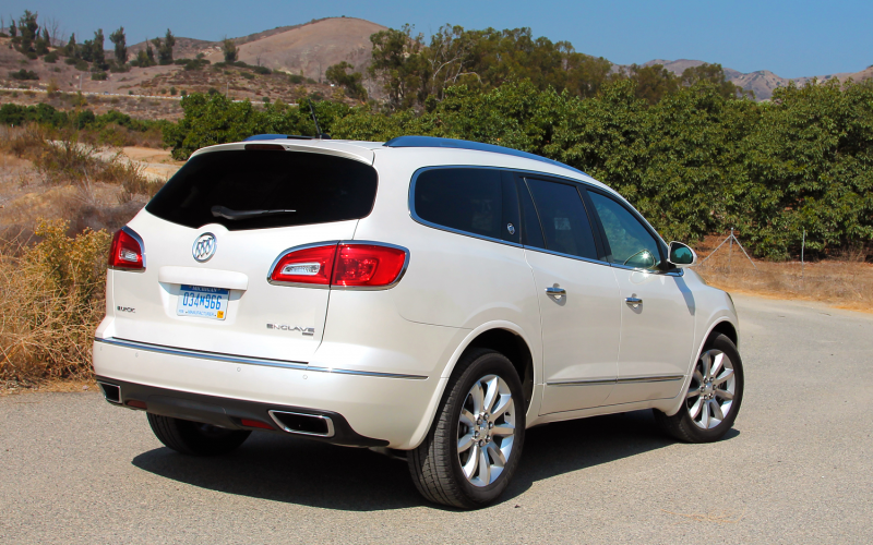 2013 Buick Enclave AWD First Test Photo Gallery