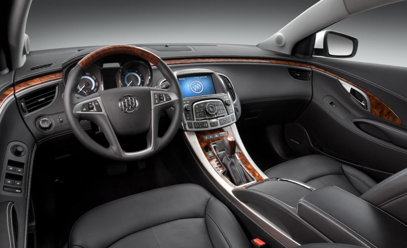 2010 Buick LaCrosse CXS interior