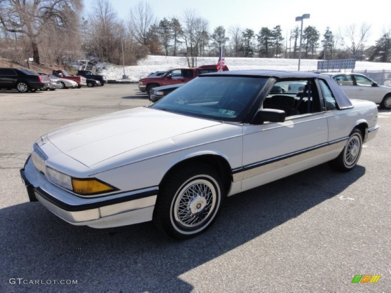 White 1990 Buick Regal Limited Coupe Exterior Photo #60833424