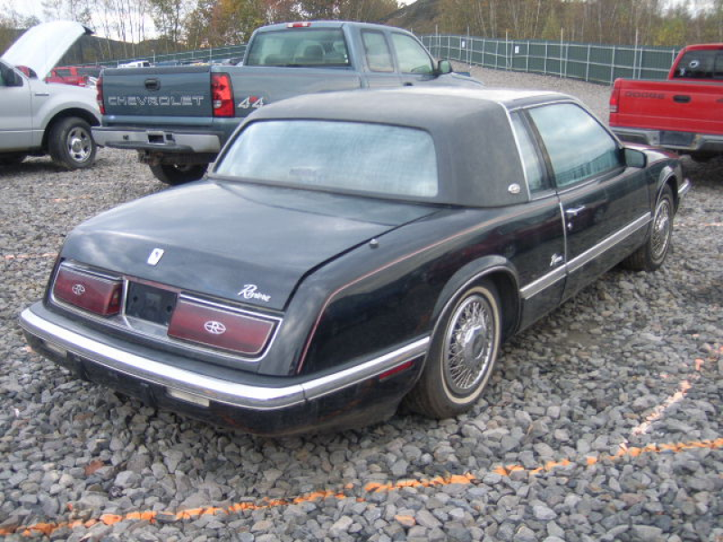 Salvage BUICK RIVIERA 1990 for sale
