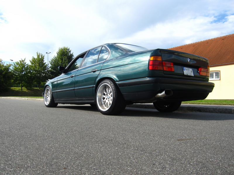 Cowart_E34 1992 BMW 5 Series 13599926